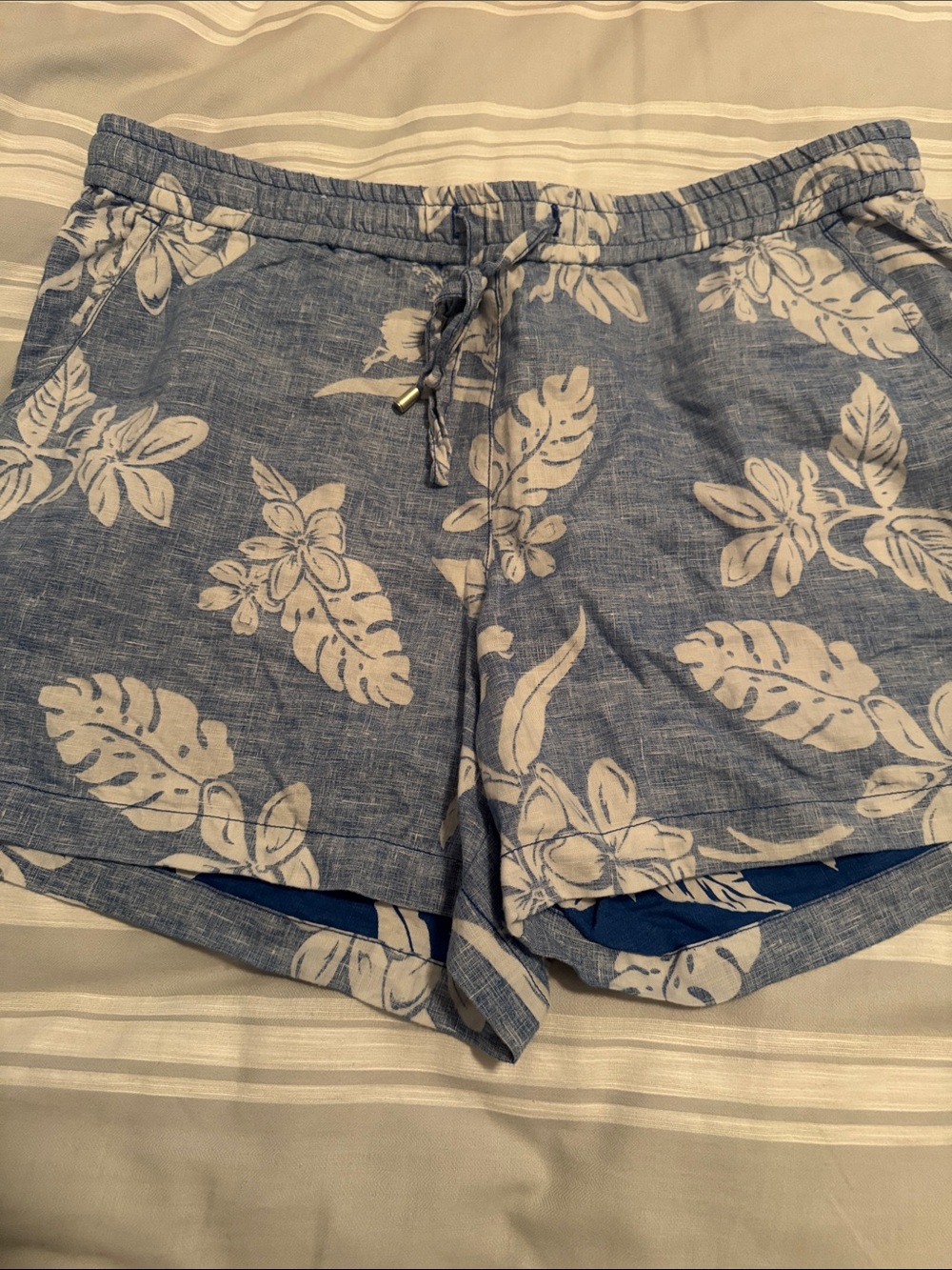 Tommy Bahama Blue Tropical Print Drawstring Shorts